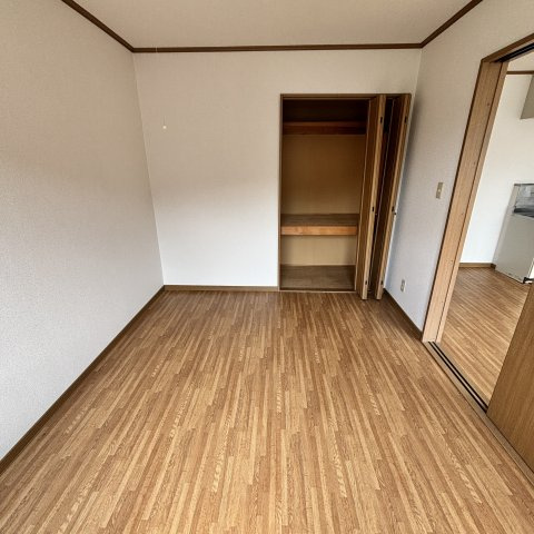 コーポスワンAの居間・リビング