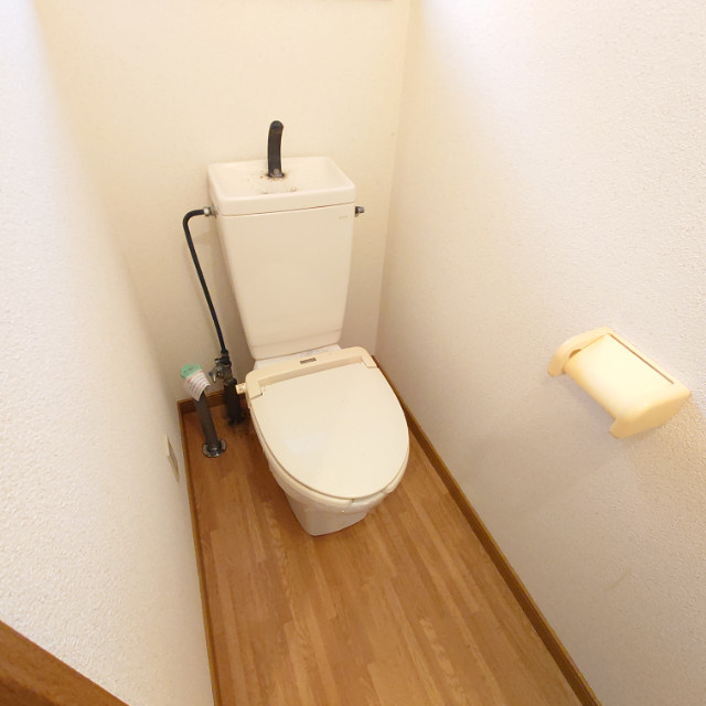 コーポスワンCのトイレ