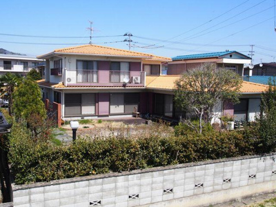【外観】 | 中古戸建 上浜町 | 是非一度ご覧ください。内覧のご予約お待ちしております。