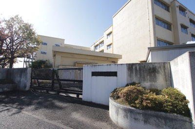 横浜市立駒林小学校まで350ｍ