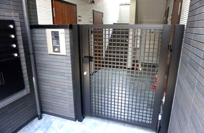 【エントランス】 | リビングライフ諏訪ノ森