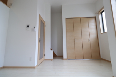 【居間・リビング】 | BRAND NEW DAY 七隈 | 別号室の写真になります。現況優先。