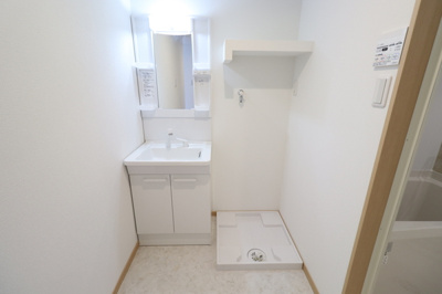 【独立洗面台】 | BRAND NEW DAY 七隈 | 別号室の写真になります。現況優先。