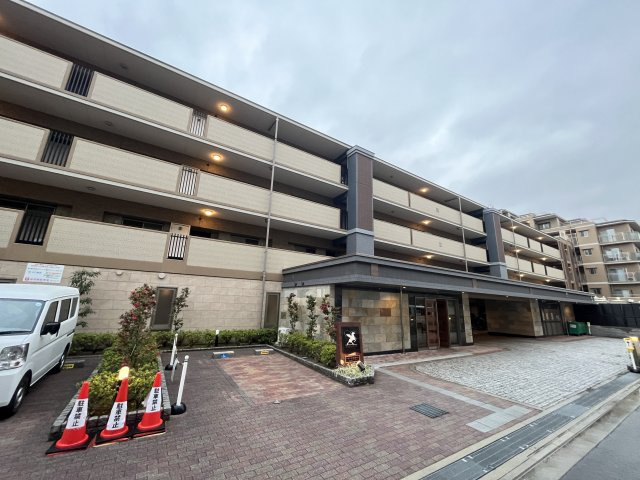 駅近＆築浅７階建マンション５階◆収納豊富な３ＬＤＫ◆のパデシオン京都七条ミッドパークの外観|マンション外観