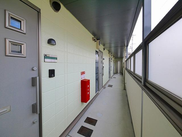 エスポワールA（中山町）のエントランス