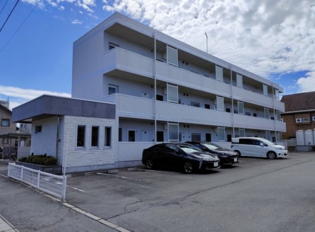 ラ・ペルラ下北沢