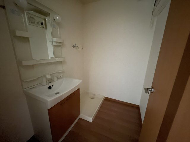 プライズ1の洗面所