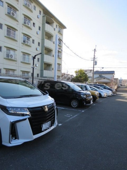 【駐車場】 | シャーメゾンファイン