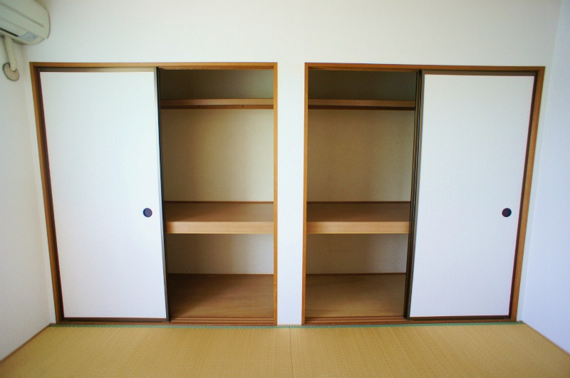 メルベーユ津福【キャッシュバック対象物件】の設備|押し入れです