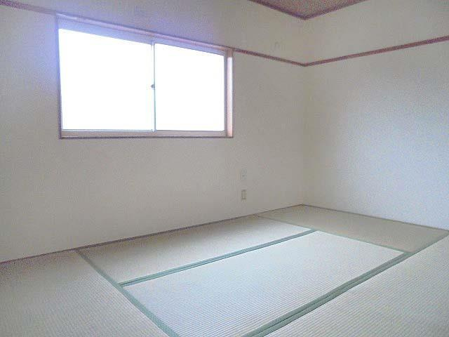 第２大久保ヤングハイツの和室