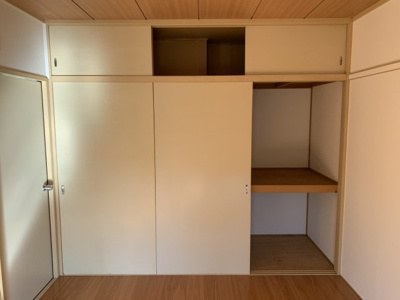 【収納】 | サンライフ高屋　A | 洋室6帖の収納