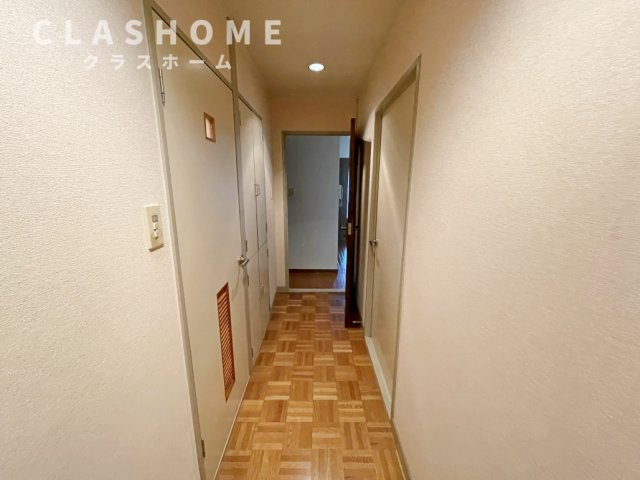 ファミーユおおぶの玄関