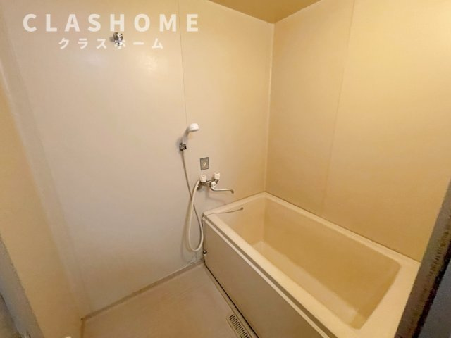 ファミーユおおぶの浴室