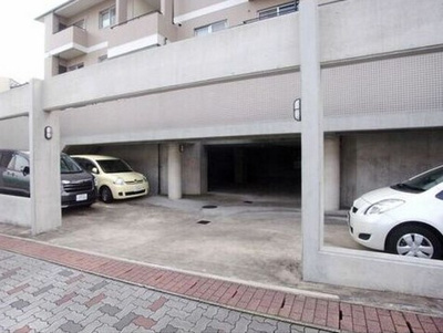 【駐車場】 | グランデ亀の井 | ★敷地内駐車場