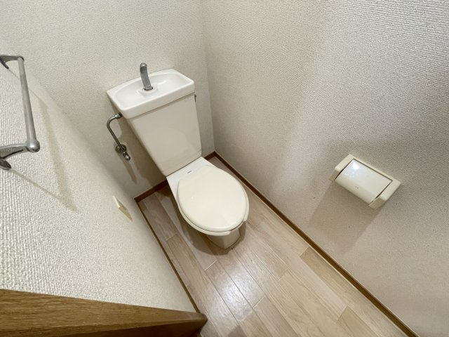 ハイムまことB棟のトイレ