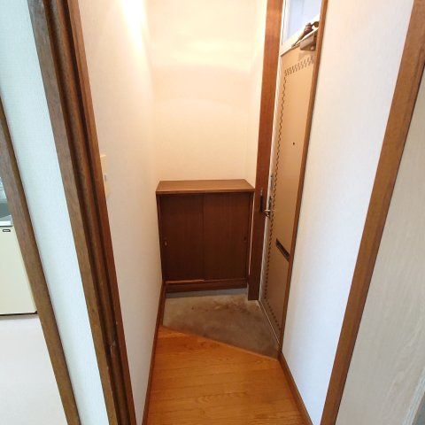 シオンハイツⅠの玄関