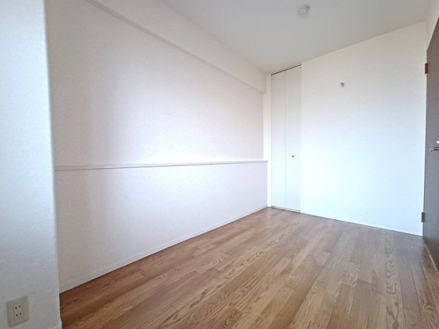 フェリーチェ和泉の洋室|ゆったりした洋室です