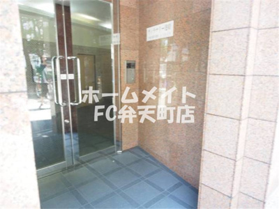 【エントランス】 | ヴィラナリー港晴 | 清潔なエントランスです