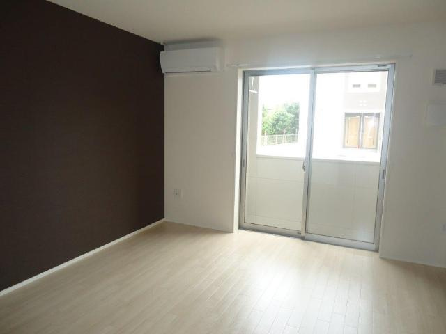 ルーラル北西原Ａ棟の内装|室内