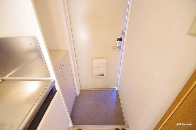 ローズコーポ天満東2　仲介手数料無料の玄関