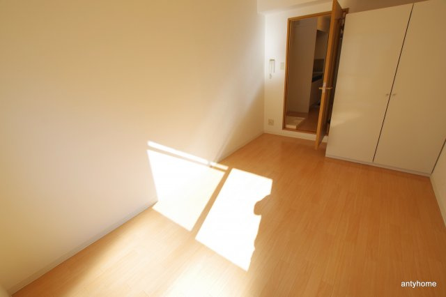 ローズコーポ天満東2　仲介手数料無料の寝室