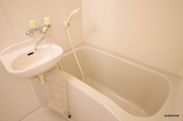 ローズコーポ天満東2　仲介手数料無料の浴室