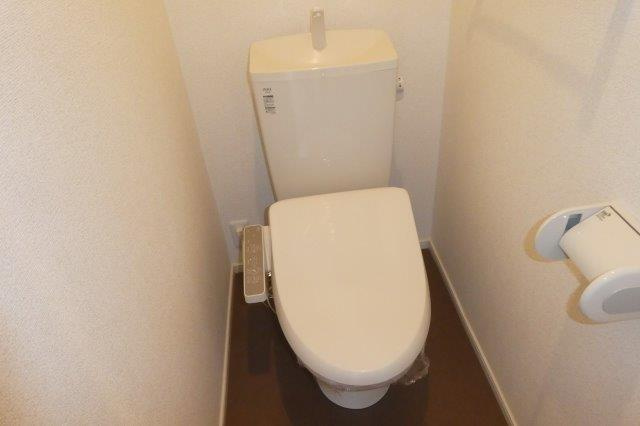 ベル　アンジュＢのトイレ|ウォシュレット