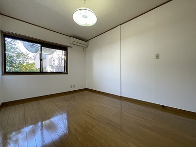 【寝室】 | エルガーデン