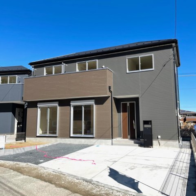 【外観】 | 香取市佐原ホ21-1期2号棟 | 【祝完成：現地写真】ご見学は即日も可能です。