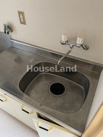 Uビルのキッチン