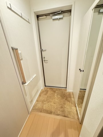 ガーデンテラスアトレの玄関