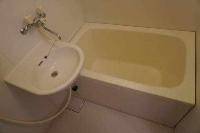 仲介手数料0！！シティライフ本郷の浴室