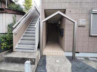 【エントランス】