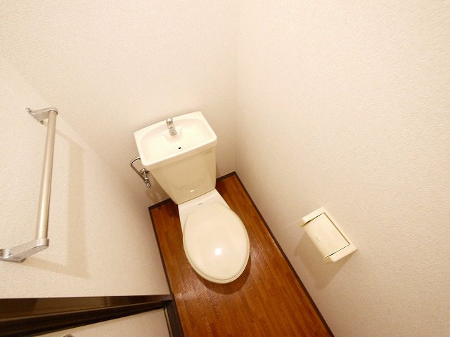 ヴィラージュ島田のトイレ|シンプルで使いやすいトイレです