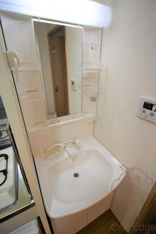 ラナップスクエア同心Ⅱの独立洗面台