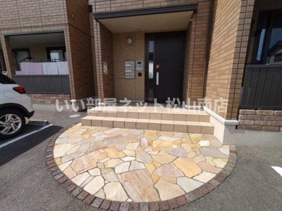 【エントランス】 | カーサ　プリマヴェーラ
