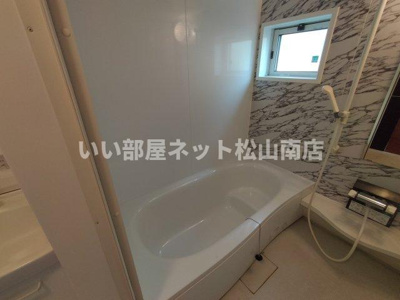 【浴室】 | カーサ　プリマヴェーラ