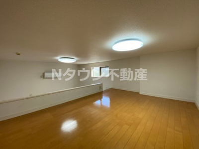 【寝室】 | ネスト栄生 | 落ち着いて過ごせるお部屋なので、寝室にいかがでしょうか