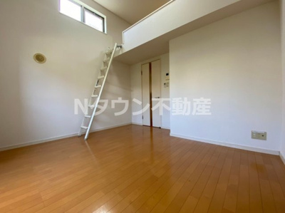 【洋室】 | ネスト栄生 | ゆったりした洋室です
