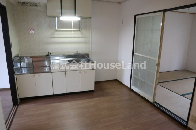 エル園村のキッチン