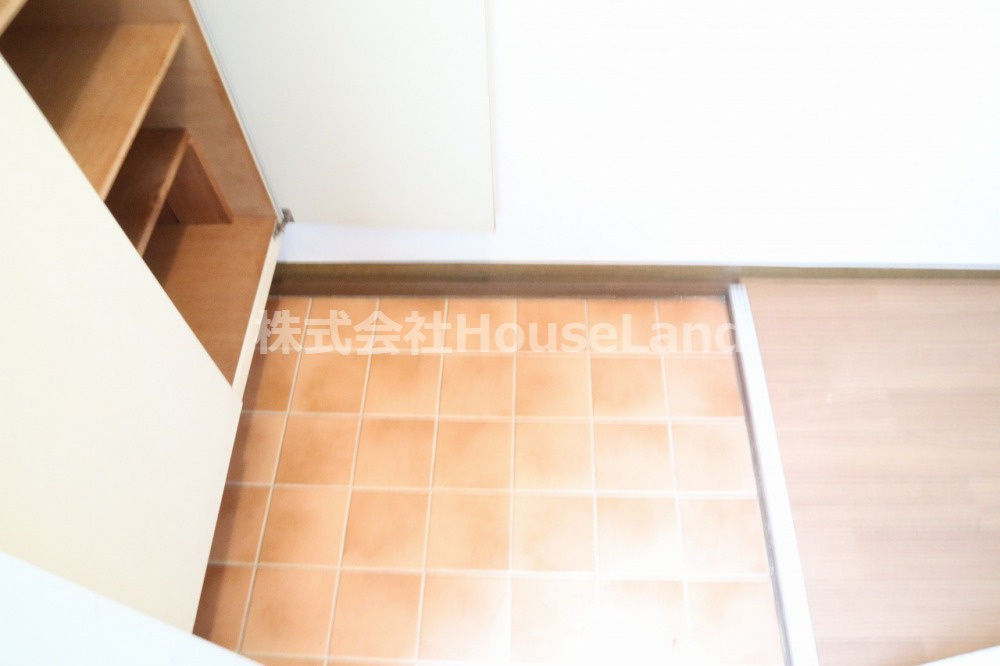 エル園村の玄関