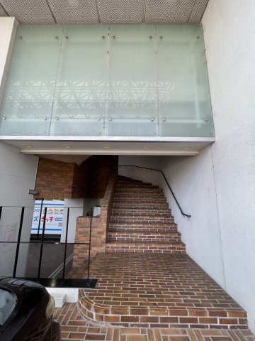 キャトルセゾンのエントランス