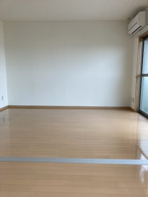 【洋室】 | Brightly Place