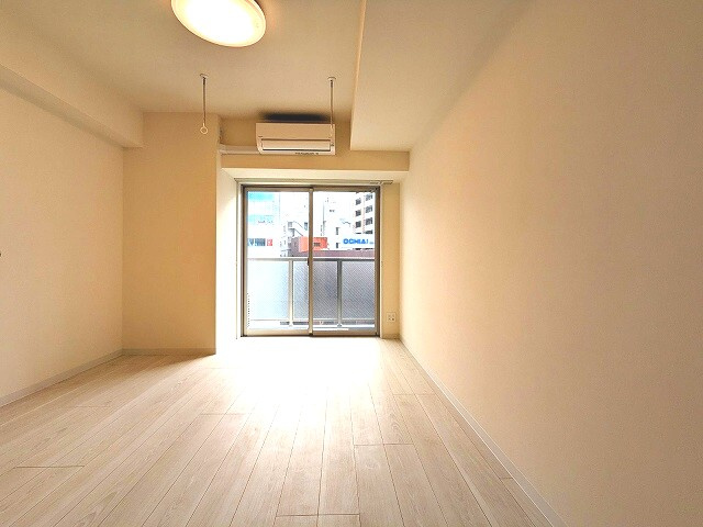 リビオメゾン上野入谷の居間・リビング