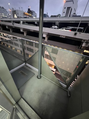 【バルコニー】 | 貴田ビル