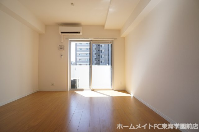 熊本市中央区坪井１丁目の賃貸マンションの居間・リビング