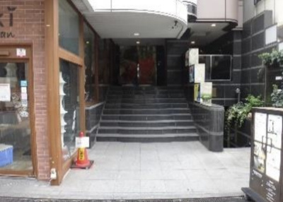 【エントランス】 | 現代心斎橋ビル