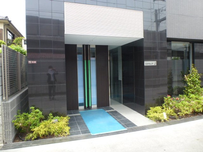 【エントランス】 | スクウェアJ