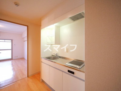 【キッチン】 | フロンツォーネ