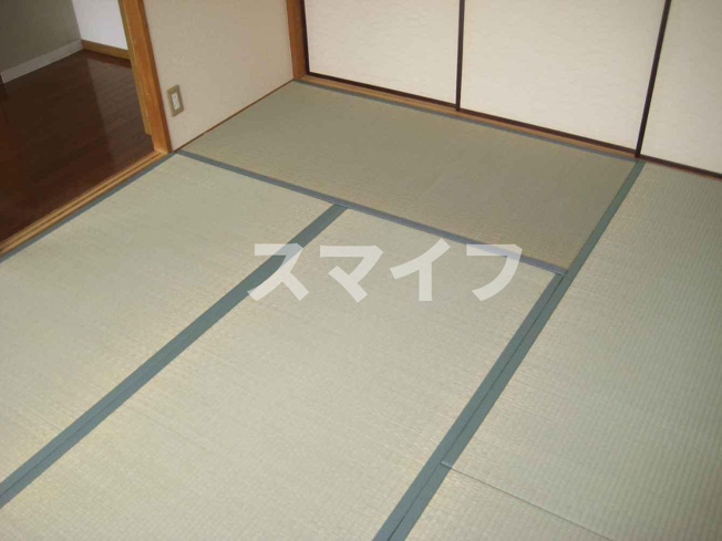 【寝室】 | ネオ服部